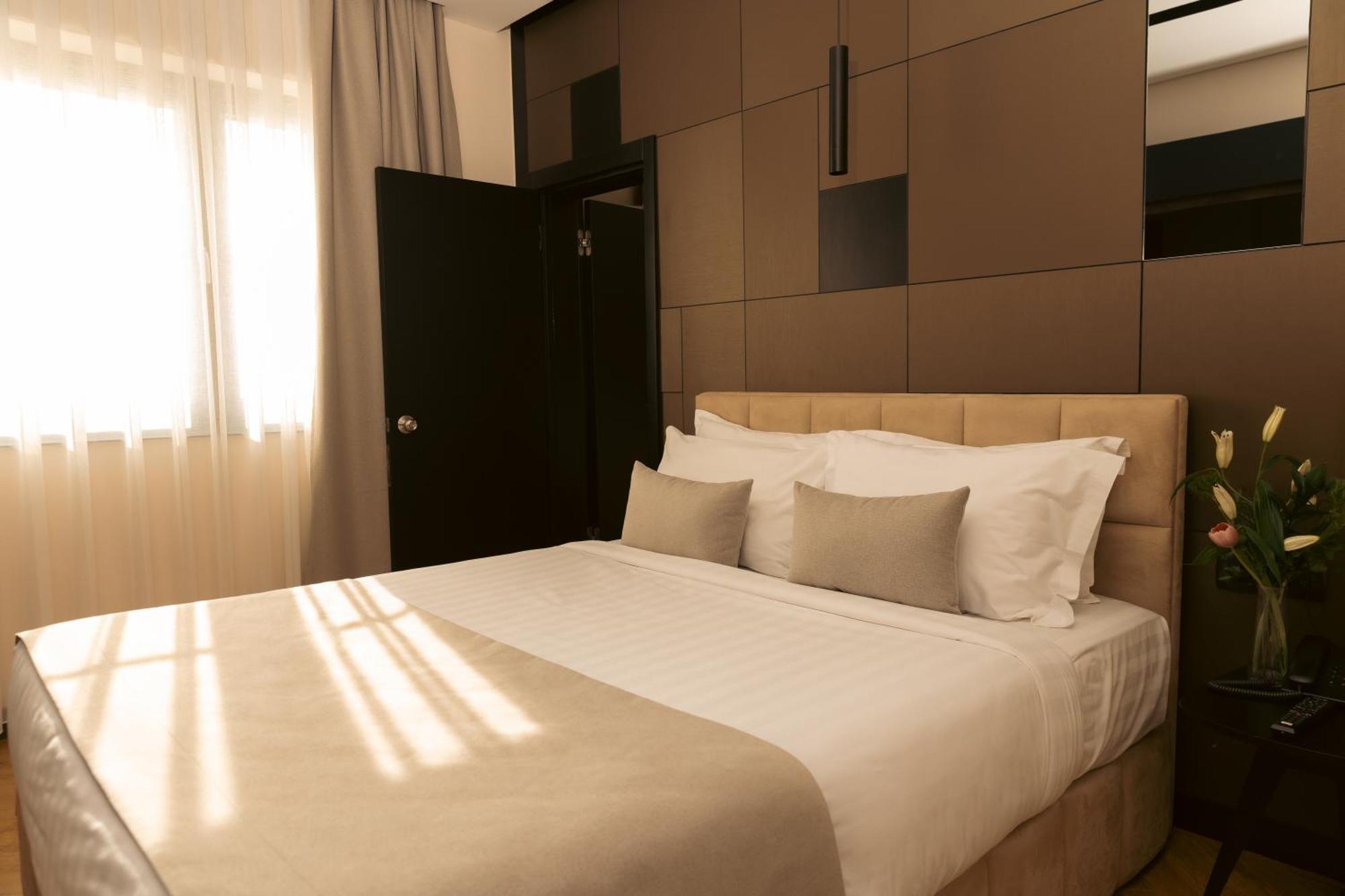 Venus Hotel Lipjan Esterno foto